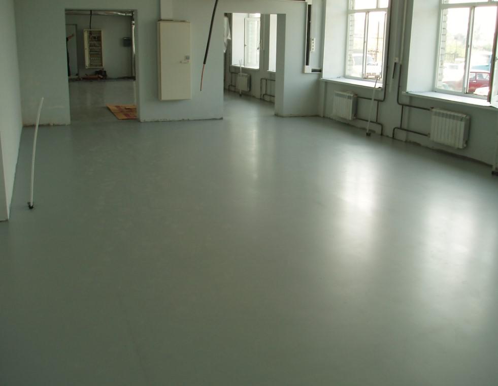 Быстротвердеющий гипсовый пол против цементного: объективный гид по выбору для вашей квартиры