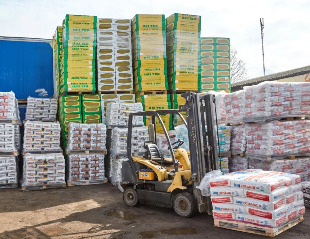 Плиточный клей от производителя: преимущества оптовых поставок